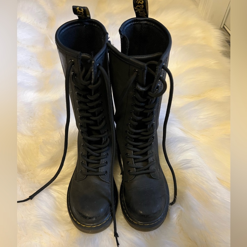 Dr. Martens 1914 J tall boots SZ 12